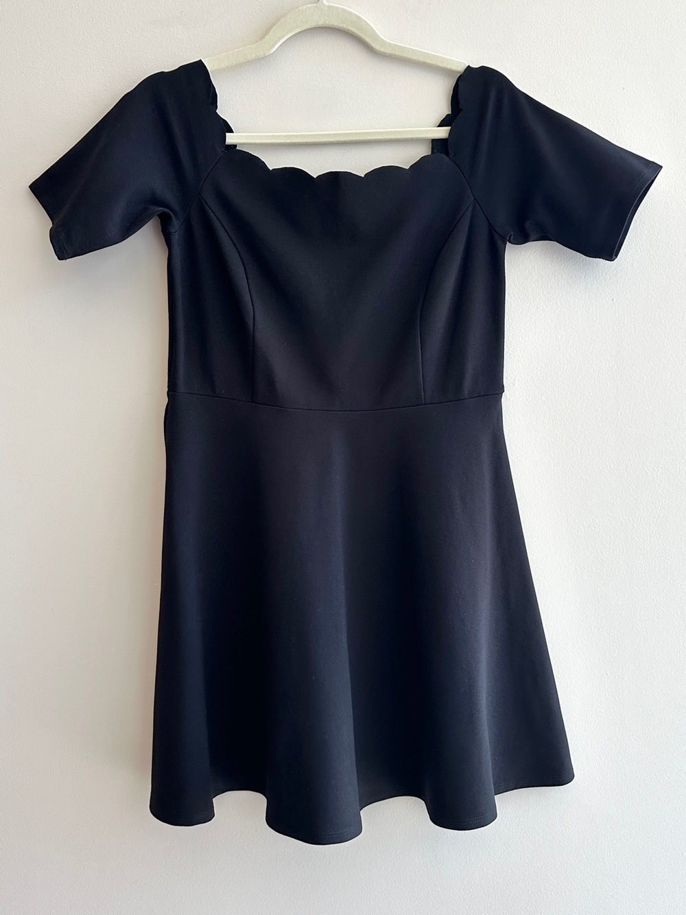 nine britton Scallop Neck 3/4 Sleeve Fit & Flare Dress, Black, Size Medium